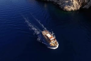 Baškasta: Päiväretki perinteisellä aluksella lounaalla