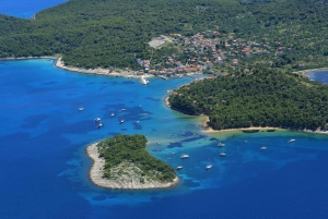 From Biograd: Golden Island of Vrgada Trip with Lunch