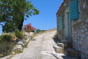 Fra Biograd: Tur til den gylne øya Vrgada med lunsj