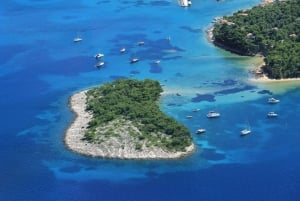 Fra Biograd: Tur til den gylne øya Vrgada med lunsj