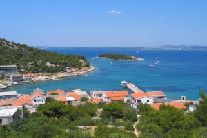 Fra Biograd: Tur til den gylne øya Vrgada med lunsj