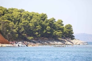 Fra Biograd: Tur til den gylne øya Vrgada med lunsj