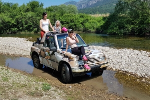 ツァヴタット発：コナヴレ渓谷オフロード ジープ サファリ（ランチ付き）