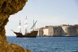 From Dubrovnik: 2-Hour Game of Thrones Tour & Cruise