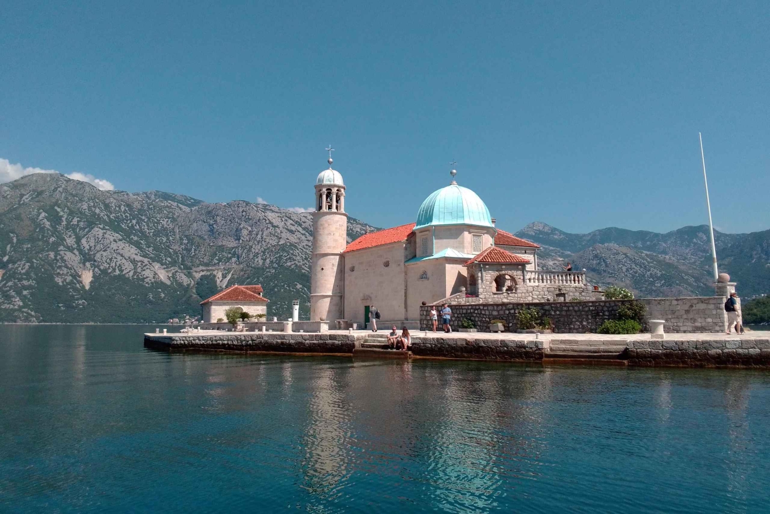 From Dubrovnik: Full-Day Group Tour of Montenegro Coast