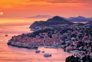 Desde Dubrovnik: Crucero al Atardecer en la Hora Dorada con Bebidas Gratis
