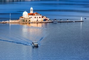 From Dubrovnik: Montenegro Tour with Cruise in Kotor Bay