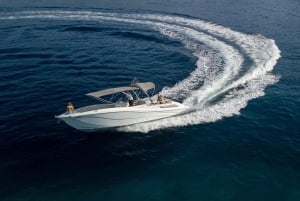 Da Hvar: Grotta verde e Grotta azzurra, tour di 1 giorno