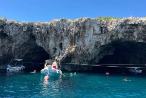 Da Hvar: Grotta verde e Grotta azzurra, tour di 1 giorno