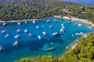 De Hvar: Visita de grupo à Gruta Azul e às Ilhas Pakleni