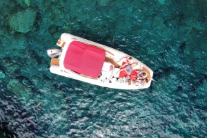 Au départ de Hvar : Visite privée des îles Pakleni, de la grotte bleue et de Vis....