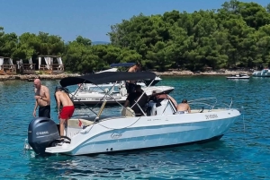 マカルスカ発：終日プライベート高速ボートツアー（3島巡り）