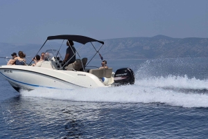 Makarskasta: Hvarin ja Bračin saari : Päiväretki pikaveneellä