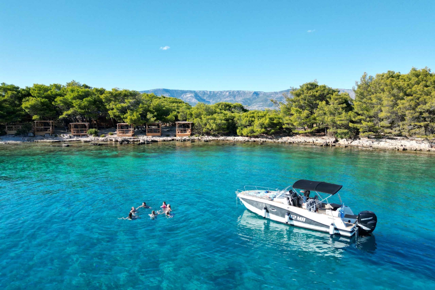 Makarskasta: Hvarin saaren pohjoisrannalla pikaveneellä Tour
