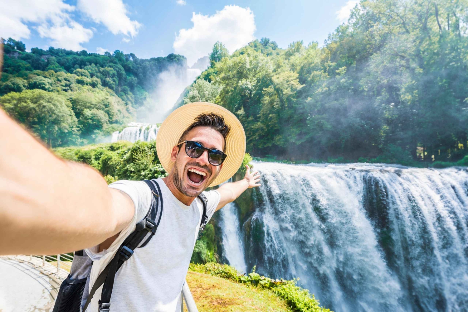 Från Makarska: Krka vattenfall & Šibenik dagsutflykt