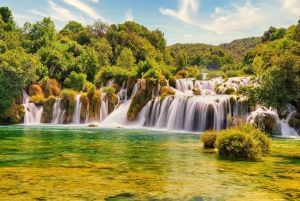 Fra Makarska: Krka-vandfald og dagsudflugt til Šibenik