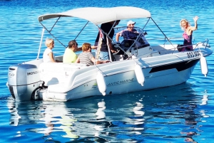 From Makarska: Zlatni Rat & Bol Speedboat Tour with Swimming