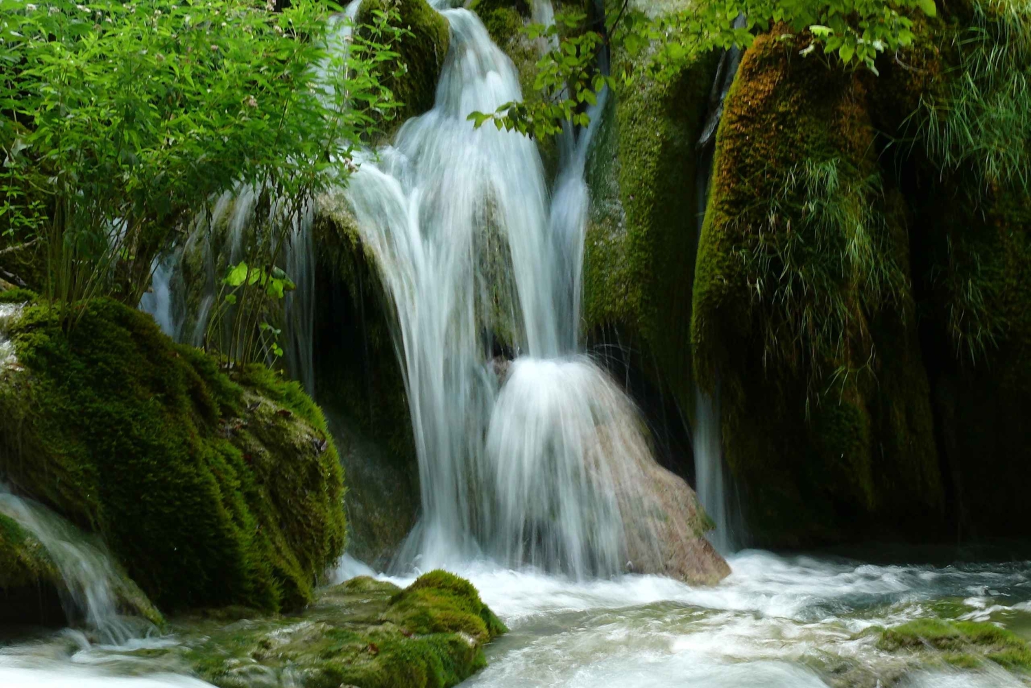 Omišista: Krkan vesiputoukset ja Trogirin ryhmäretki