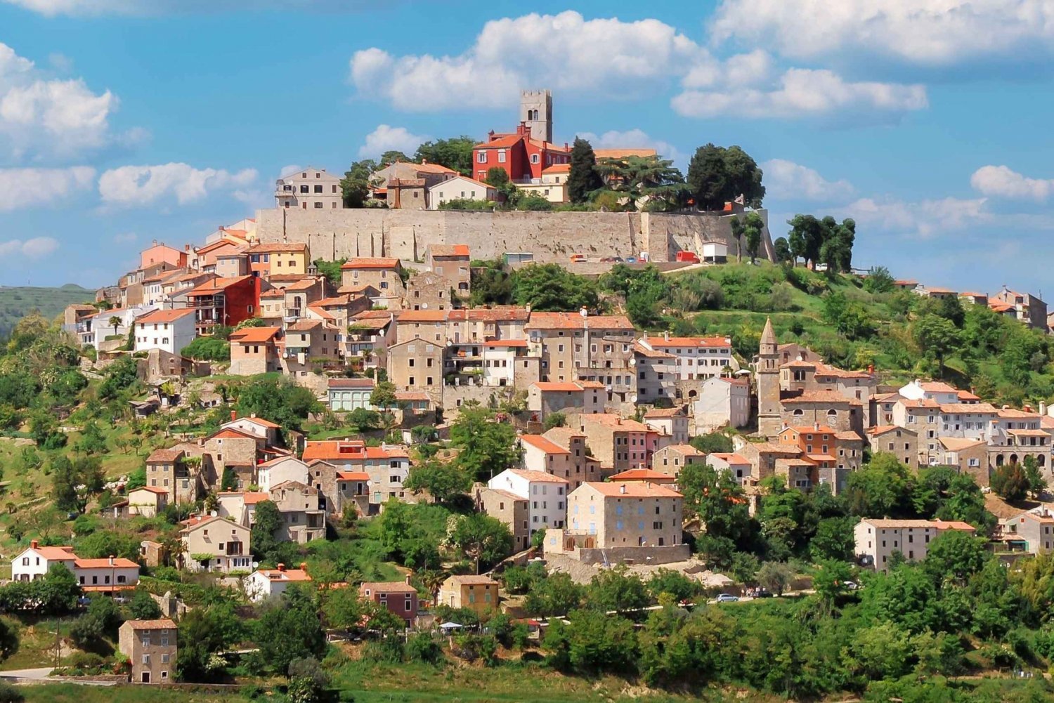 From Pula/Medulin: Rovinj, Motovun and Groznjan day tour