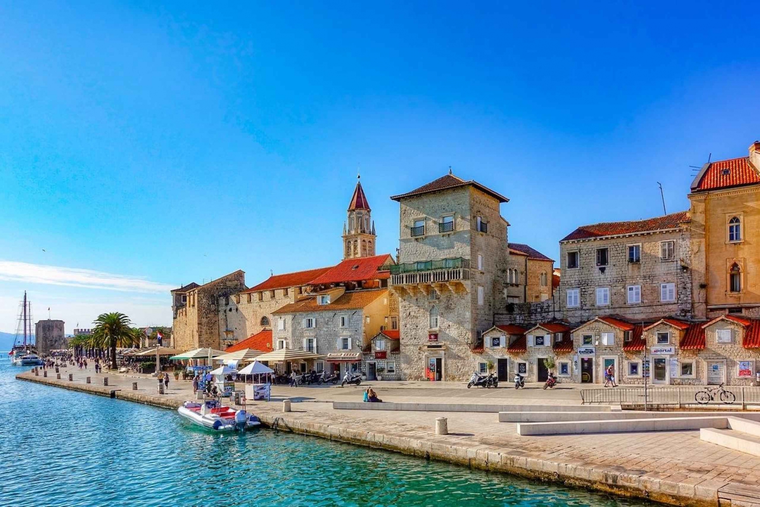 Depuis Šibenik : Visite à pied de Trogir et Split avec transfert