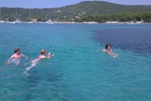 Splitistä: 5 saaren ja sinisen luolan venekierros