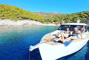 From Split: All-inclusive Blue Cave Tour with Grilled Lunch