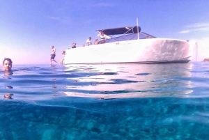 From Split: All-inclusive Blue Cave Tour with Grilled Lunch