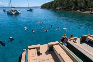 From Split: All-inclusive Blue Cave Tour with Grilled Lunch