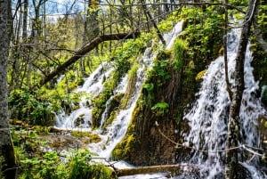 Au départ de Split/Trogir : Visite guidée des lacs de Plitvice en groupe