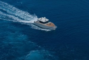 Z Splitu: Błękitna Jaskinia i Hvar – wycieczka z przewodnikiem luksusową łodzią