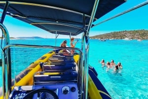 Depuis Split : Grotte bleue et cinq îles avec tour en bateau à Hvar