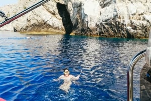 Från Split: Blå grottan & Fem öar med båttur till Hvar