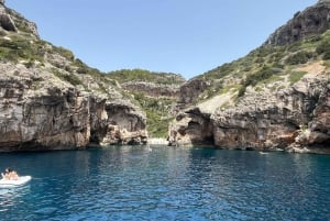 Desde Split: Cueva Azul, Hvar y Mamma Mia, excursión por 5 islas