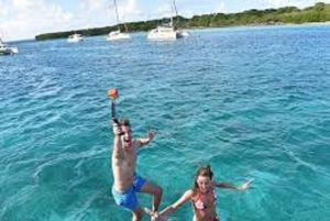 De Split: Passeio de lancha pela Lagoa Azul, Šolta e Trogir