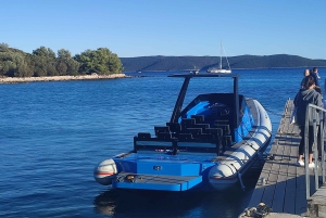 De Split: Passeio de lancha pela Lagoa Azul, Šolta e Trogir