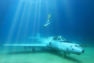 Desde Split: Laguna Azul y Museo Submarino (almuerzo y bebidas)