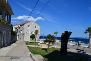 Fra Split: Færgetransport til Bol på øen Brac