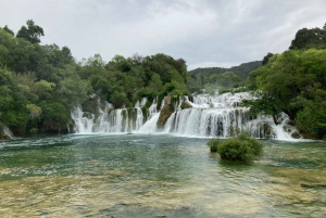 Från Split: Guidad tur till Krka-vattenfallen & rabatt på biljetter