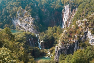From Split or Trogir: Plitvice Lakes Full-Day Trip