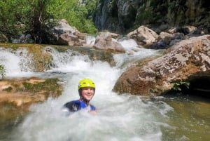 Desde Split o Zadvarje: Barranquismo en el río Cetina