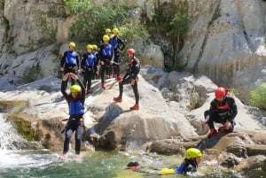 Desde Split o Zadvarje: Barranquismo en el río Cetina
