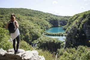 De Split: Excursão de um dia com guia de turismo aos Lagos Plitvice
