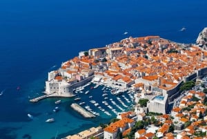 Desde Split: Excursión guiada privada de un día a Dubrovnik y la colina Srđ