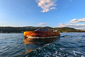 Desde Split: crucero en lancha motora al atardecer con bebidas ilimitadas