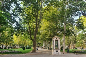 スプリット発：プリトヴィツェ湖群に立ち寄りザグレブへ移動