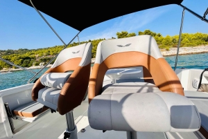 Från Split/Trogir: Blå lagunen & 2 öar halvdag Privat