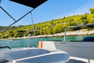 Från Split/Trogir: Blå lagunen & 2 öar halvdag Privat