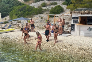 Fra Split: Trogir, halvdagskrydstogt i Den Blå Lagune