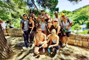Von Split & Trogir aus: Krka Wasserfälle Tagestour mit Bootsfahrt