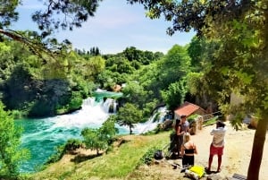 Vanuit Split & Trogir: Krka watervallen dagtocht met boottocht